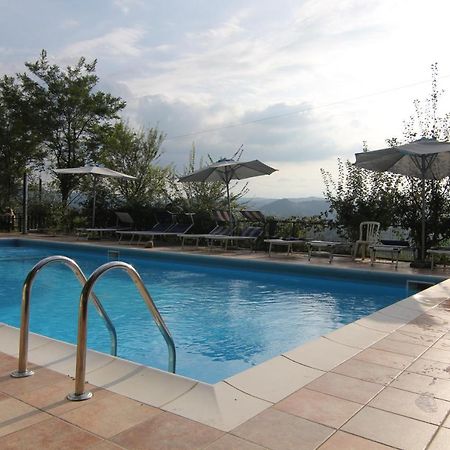 Castello di Serravalle Agriturismo Ca' Isotta מראה חיצוני תמונה