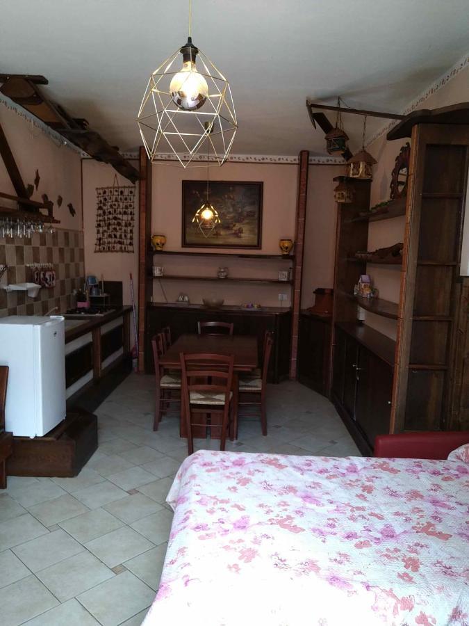 Castello di Serravalle Agriturismo Ca' Isotta מראה חיצוני תמונה