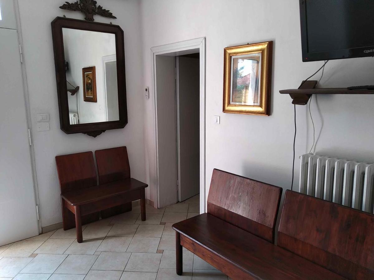 Castello di Serravalle Agriturismo Ca' Isotta מראה חיצוני תמונה