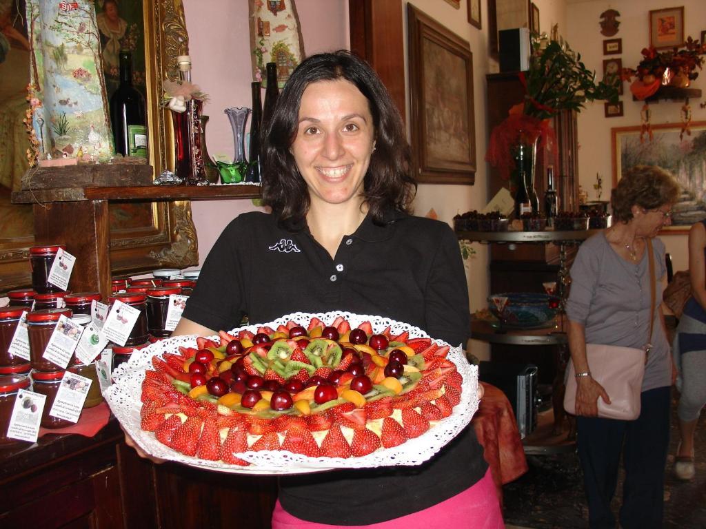 Castello di Serravalle Agriturismo Ca' Isotta מראה חיצוני תמונה