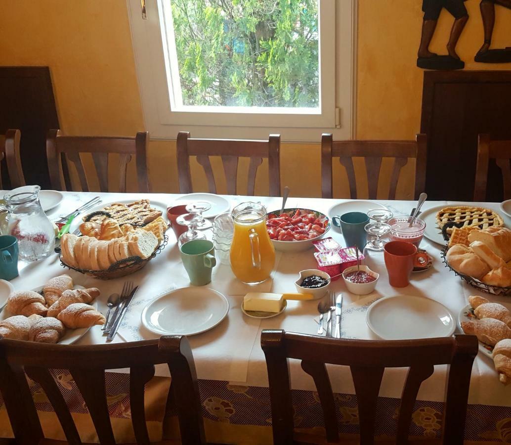 Castello di Serravalle Agriturismo Ca' Isotta מראה חיצוני תמונה